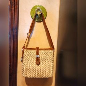 Brighton beige woven straw hand bag w/ braided leather handle, magnetic closure